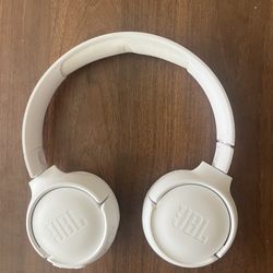 JBL Tune 510BT Bluetooth headphones