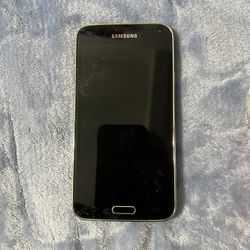 13 Vintage Cell Phones