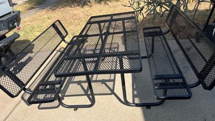 6 ft Metal Picnic Table with Benches and Umbrella Hole, Seats 8 for Park Yard Patio Campground, Bla