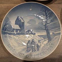 Vintage 1965 Bing & Grondahl Jule After Christmas Church 9" Plate