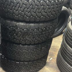275 60 20 BFGoodrich All Terrain Set of 4