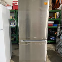 Vissani 18.7 Cubic Feet, Refrigerator 