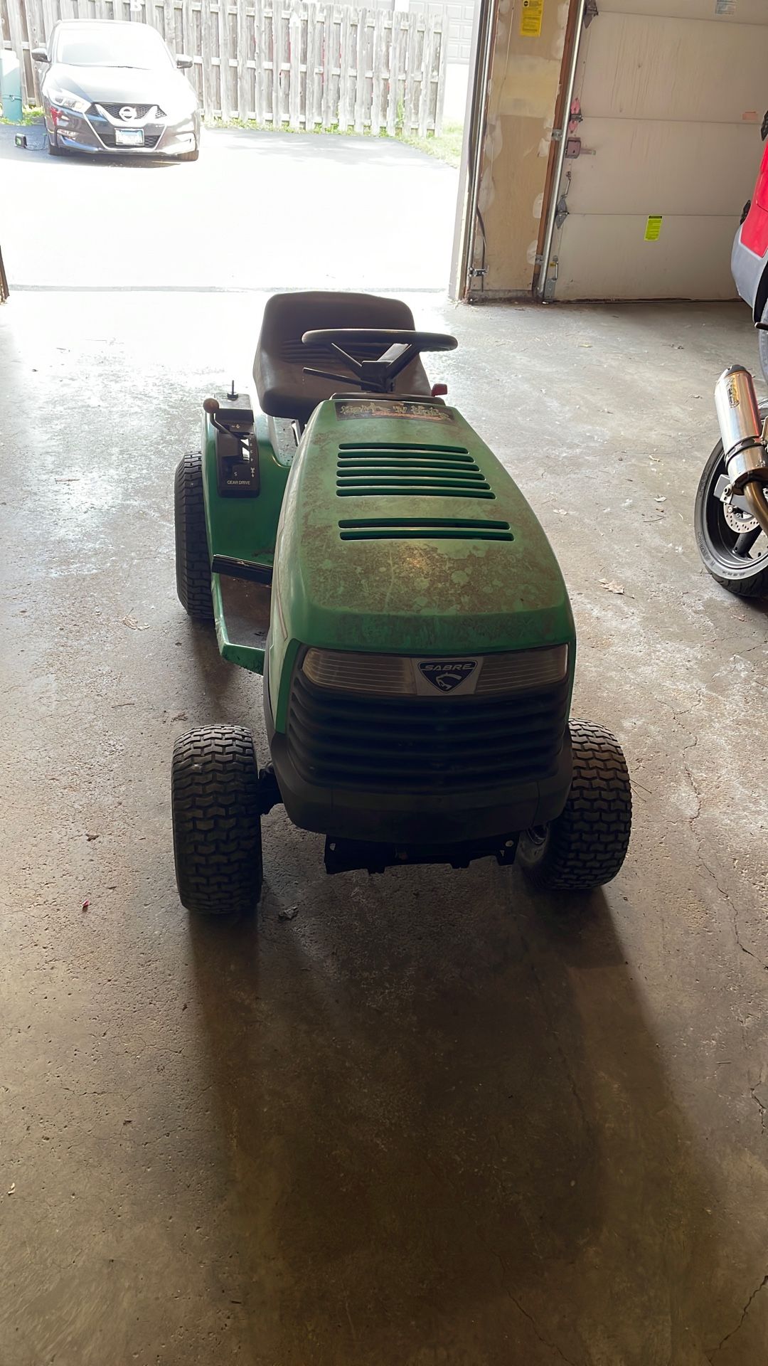 John Deere Riding Mower