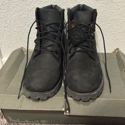Black Timberland Boots
