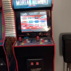 Arcade Game Mortal Kombat 
