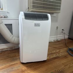 BLACK+DECKER 10,000 BTU Portable Air Conditioner for Rooms up to 450 Sq. with Remote Control, White