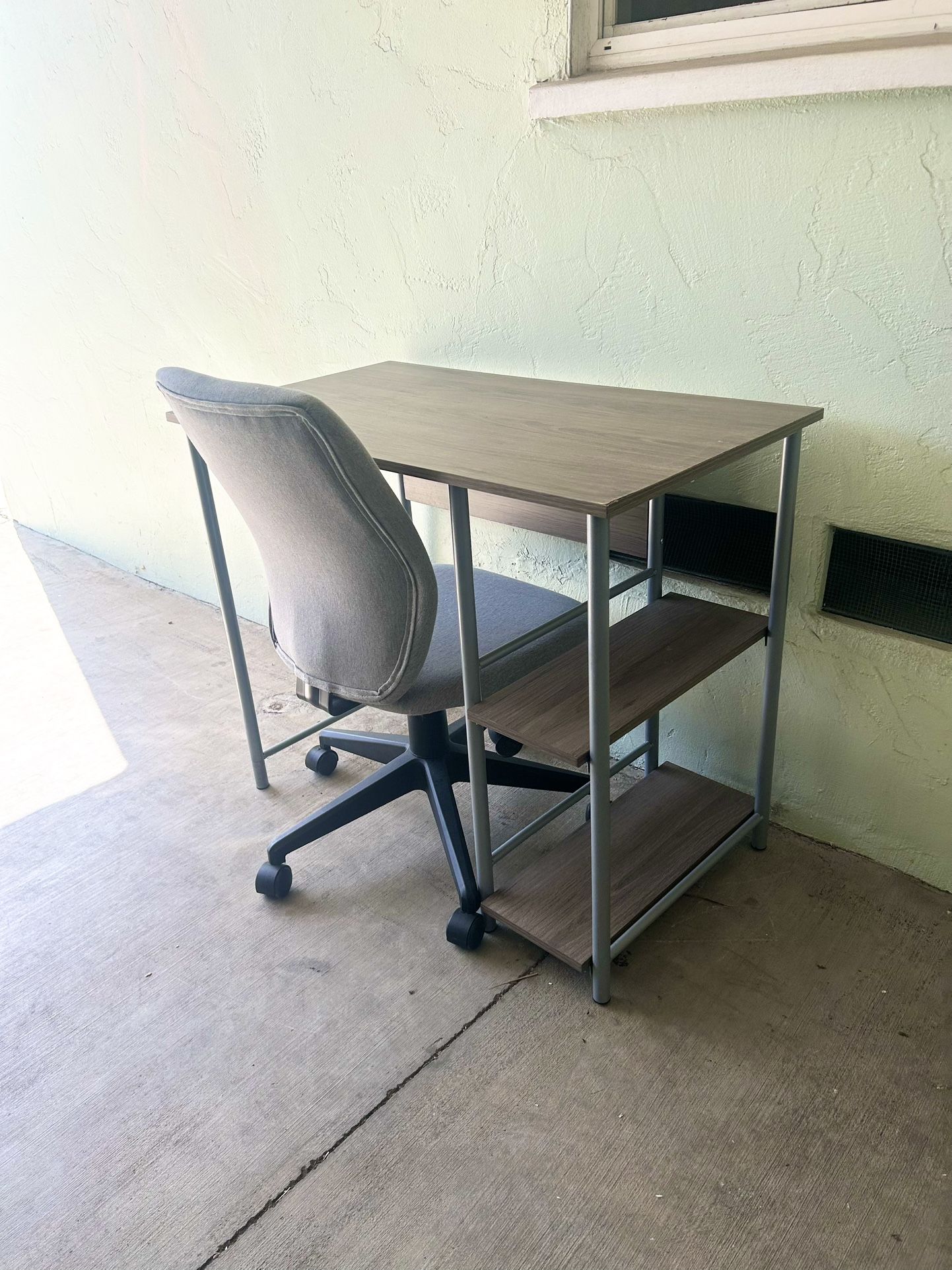 Study Desk with Adjustable Office Chair – Affordable & Clean