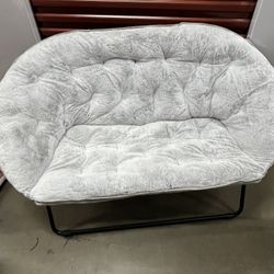 Love Bench Type Seat