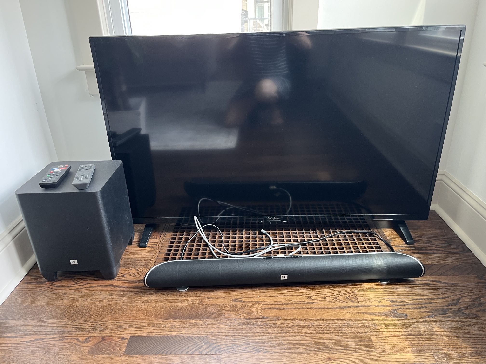 50” Westinghouse TV w/ JBL Soundbar & Subwoofer