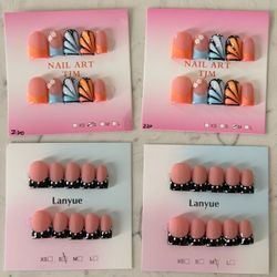 Size Small and Medium Press on nails