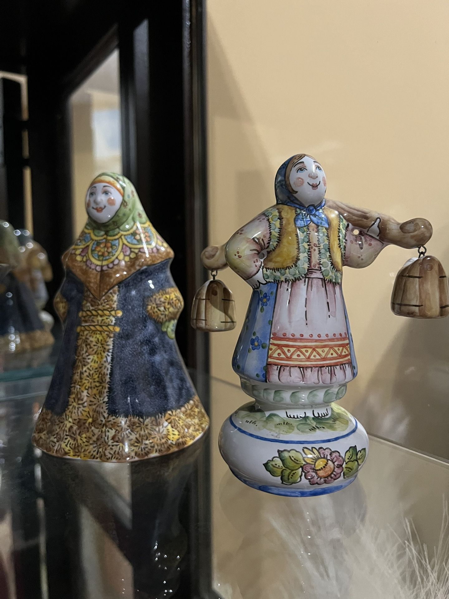 Vintage Russian Dolls Pair (ceramic) 