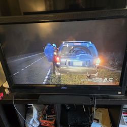 37" & 32" Vizio Flatscreens For $10 A Piece