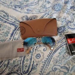Rayban Aviator Sunglasses With Case $50 Pickup In Oakdale 