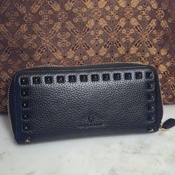 Valentino By Mario Valentino Grace Dollaro Leather Continental Wallet.
