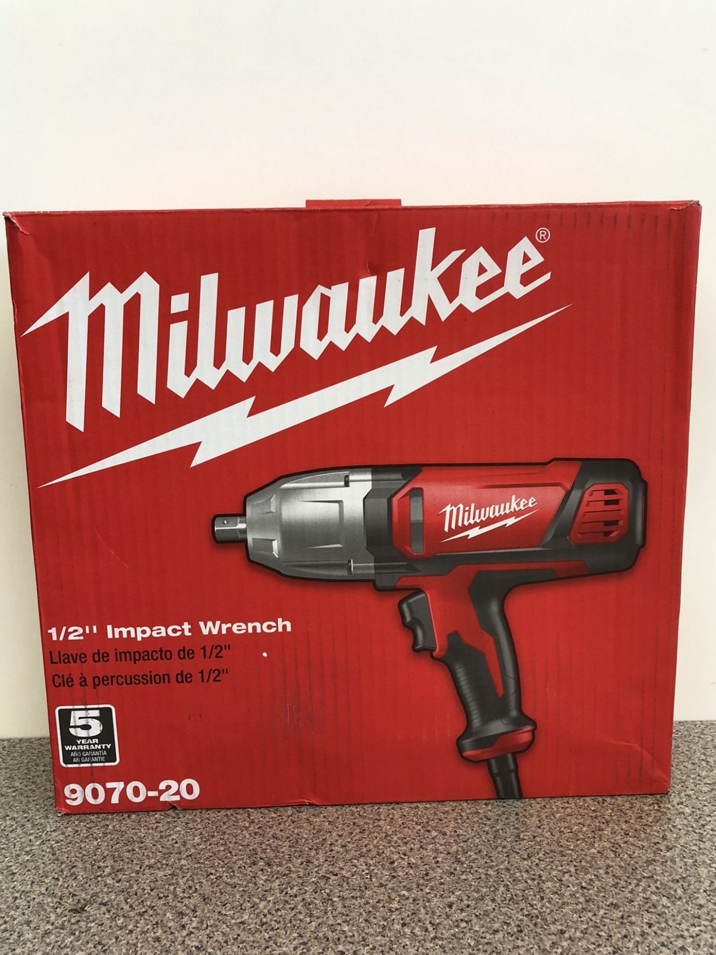 Milwaukee 1/2” Electric Impact Wrench NEW Pawn Shop Casa De Empeño 