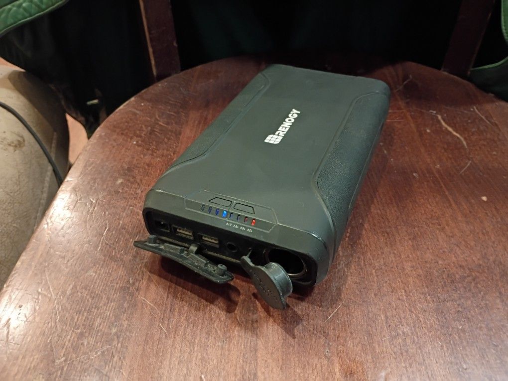 Renogy 72000mAh 266Wh 12v Power Bank 