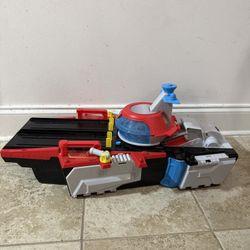 Paw Patrol: The Mighty Movie, Aircraft Carrier HQ