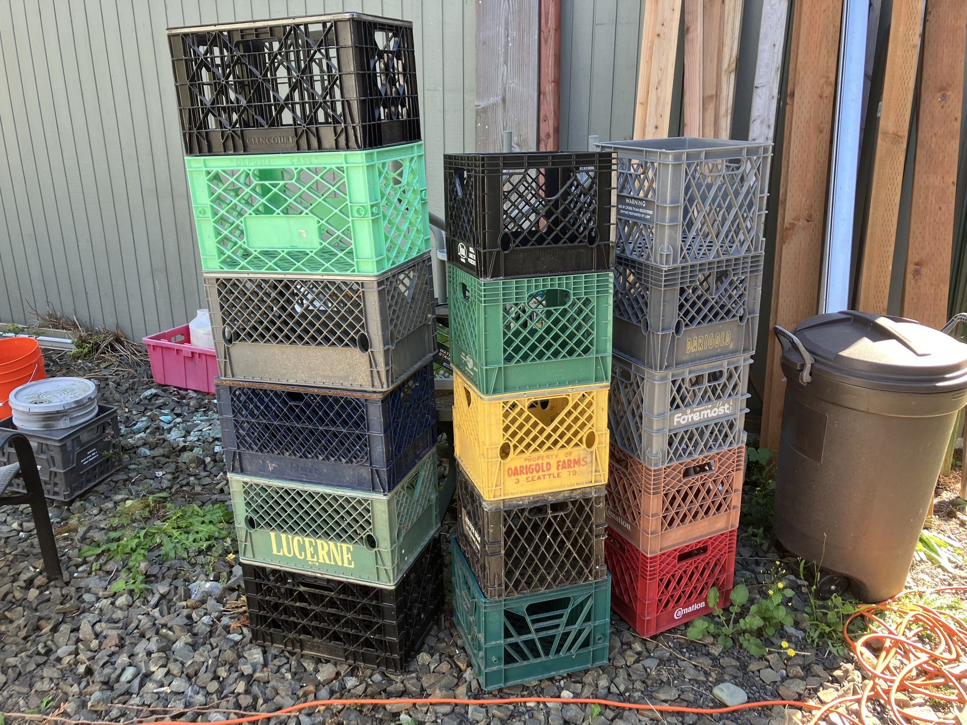 HEAVY DUTY MILK CRATES! Single & Double Size!
