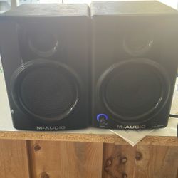 M-audio Av 40  Speakers 