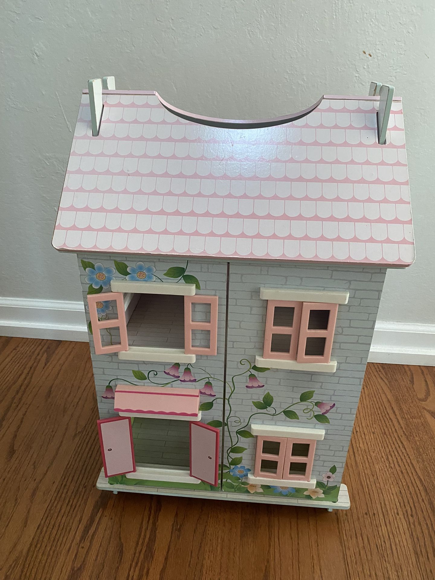 Doll House 