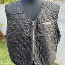 PreOwned Harley Davidson Vest Men's 3XL Black Full Zip  Quilted Motorcycle Gear