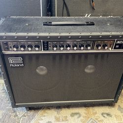 1983 ROLAND JAZZ CHORUS  JC-120