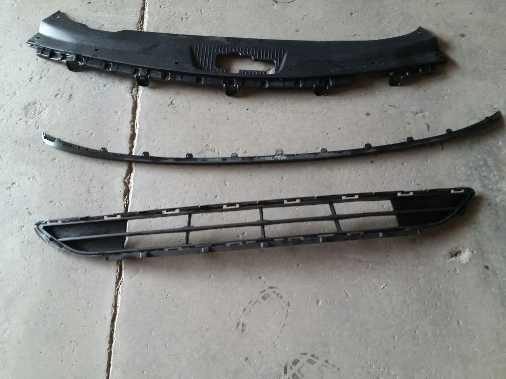 2015 2016 HYUNDAI SONATA FRONT BUMPER LOWER GRILLE ONLY