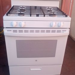 Stove / Estufa General Electric ( Free Delivery 🚚
