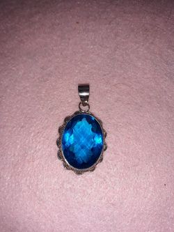 Blue Sapphire pendant
