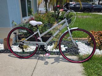 🚲 Huffy Norwood 7‑Speed Cruiser – 17" Frame – 700c Wheels – $65