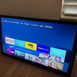 40 Inch tv With Wall Mount And Chromecast (trade For AirPods 3)