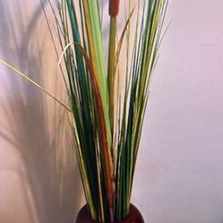 Home Decor Vase and Dried Flower