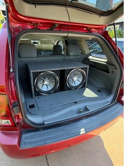 2 Kicker CVX Subs + 1000W Kicker Amp in Ported Box - Very Loud