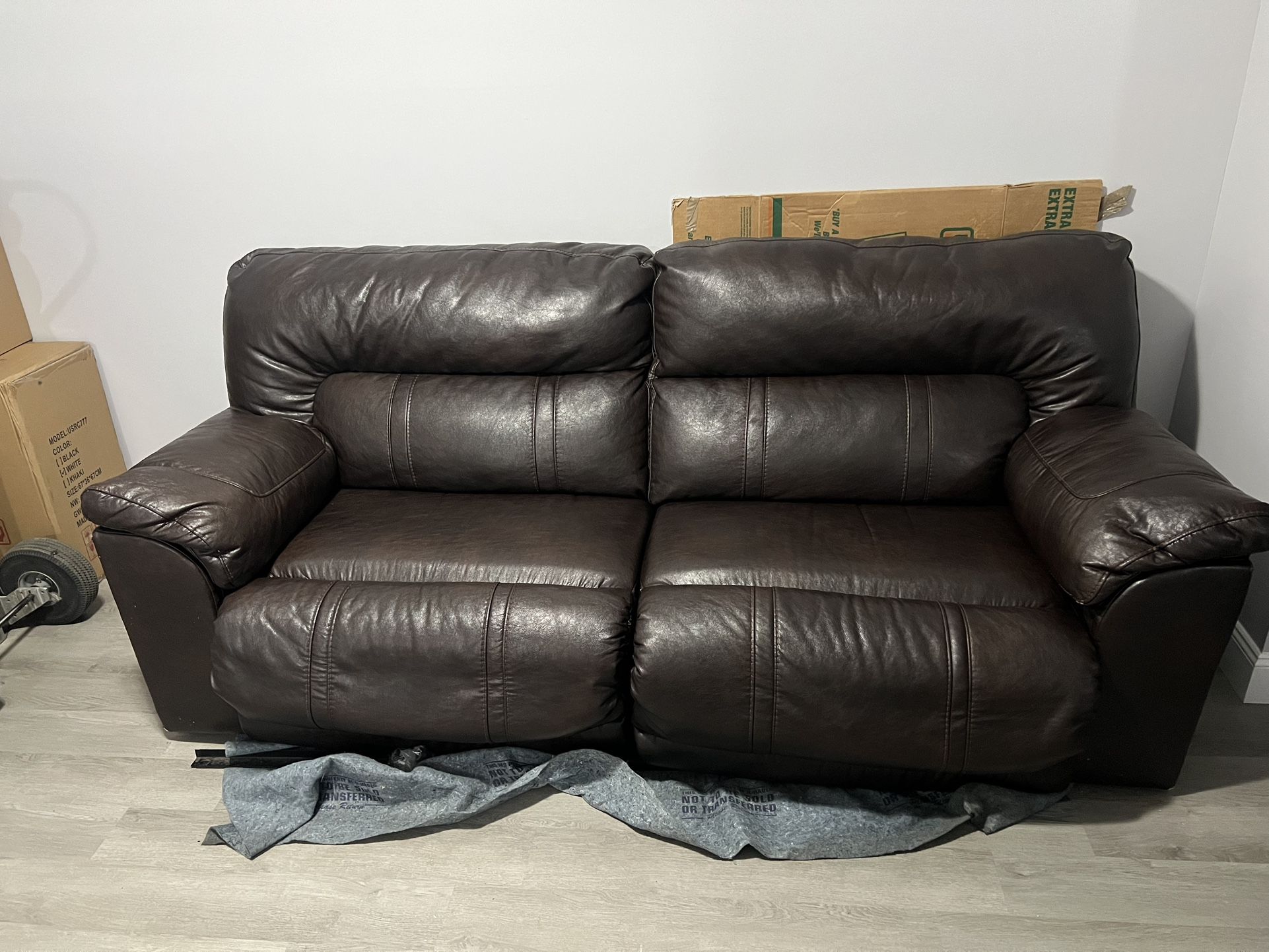 Reclining Sofa