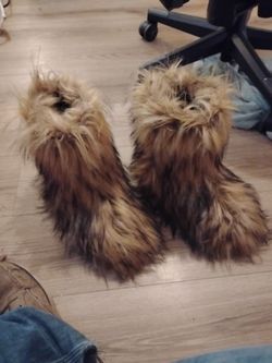 New Womens Faux Fur Boots