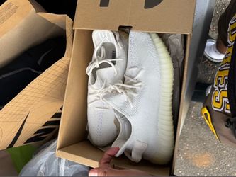Yeezy Bost 350’s V2 Cream Color