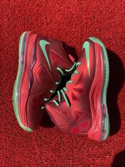 Nike LeBron X 10 Christmas Size 5.5Y