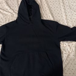 Black hoodie (No strings) Soft Xl