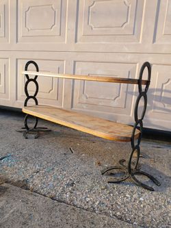 Horeshoe Plant stand / boot rack
