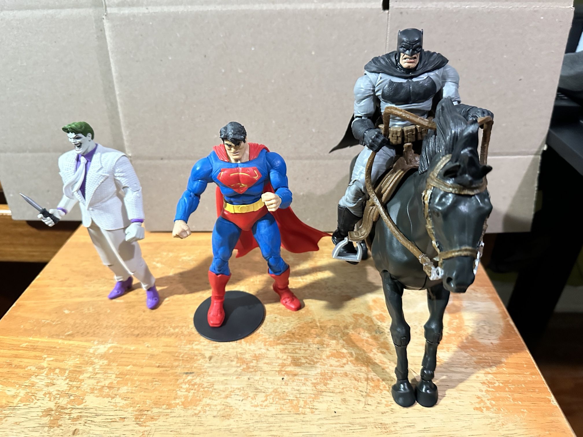 Macfarlanes DC Multiverse Dark Night Returns Figure Set