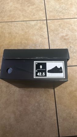 Doomstas shoes