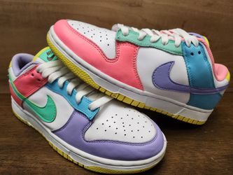 Nike 
Women's Dunk Low SE Easter DD1872-100
 Size 7.5