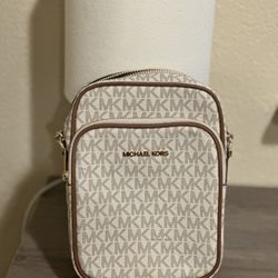 Michael Kors Small Crossbody Bag
