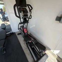  Nordictrack Commercial 14.9 Elliptical