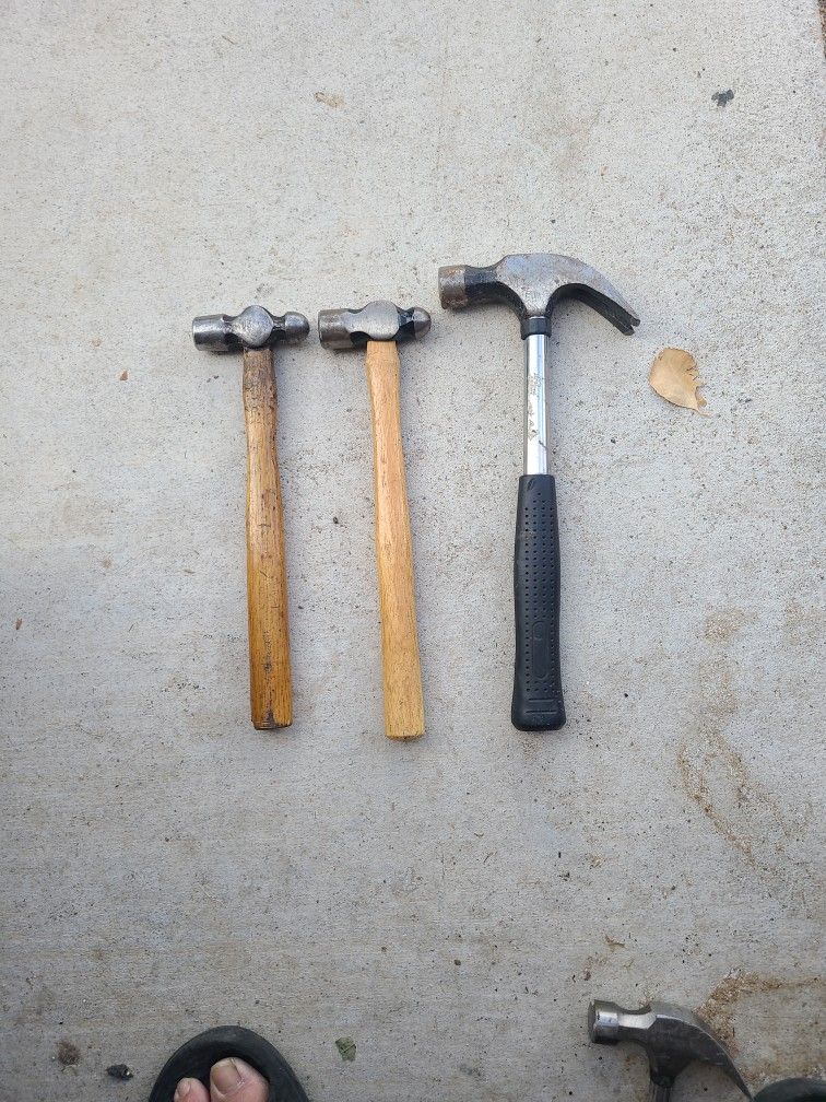 3 Hammer Lot