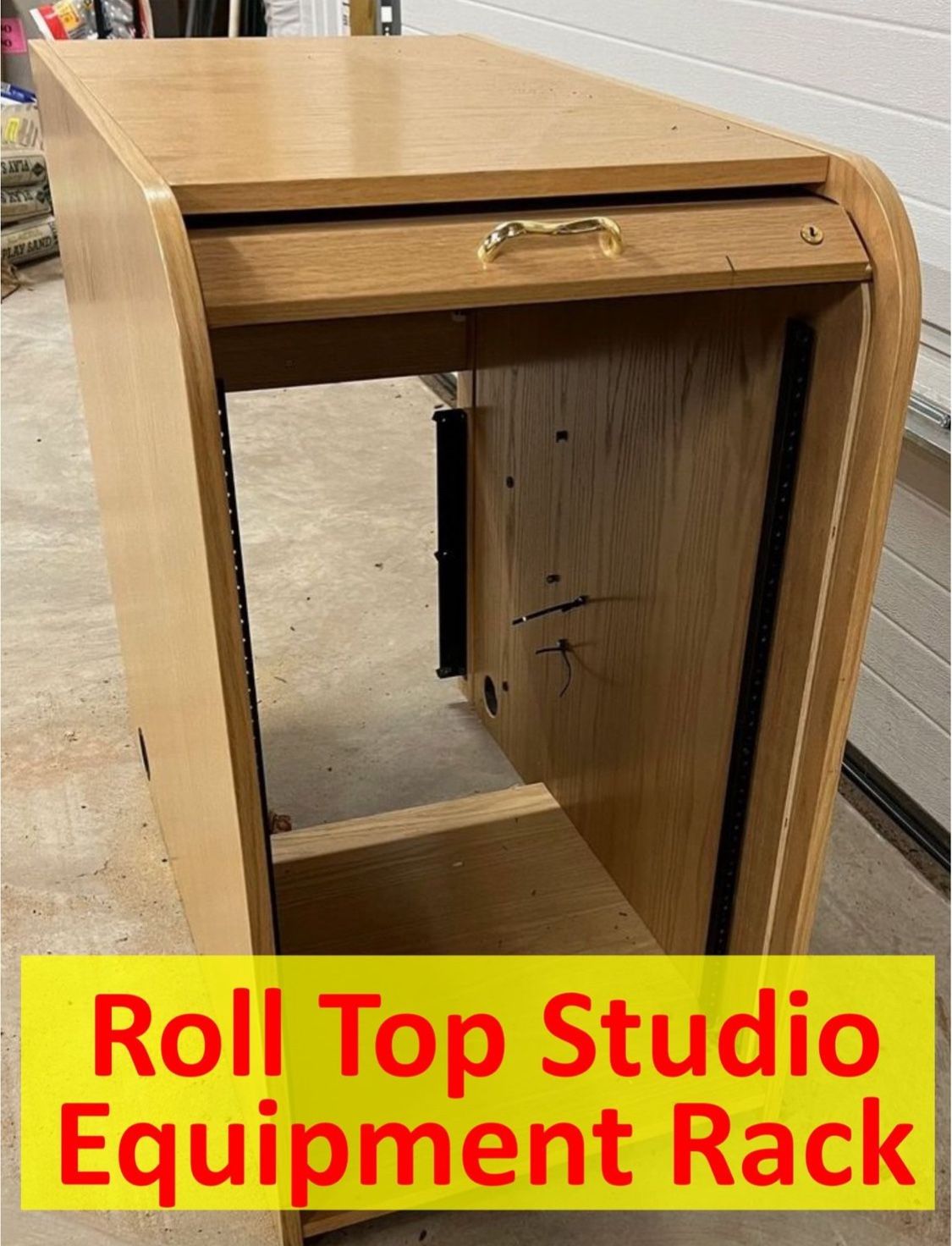 Music Studio Equipment Rack with Locking Roll Top Door