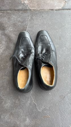 Shows black