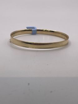 14kt hollow bangle