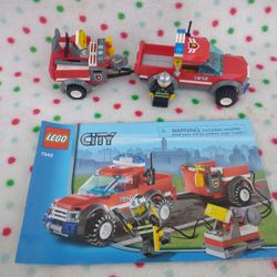 Lego city firetruck 7942 road fire rescue