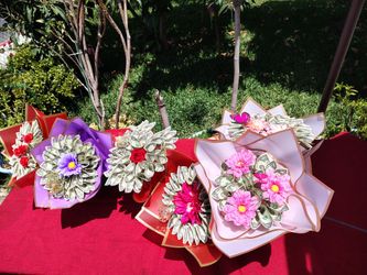  Happy Valentine's Day Gift  Money Bouquets 